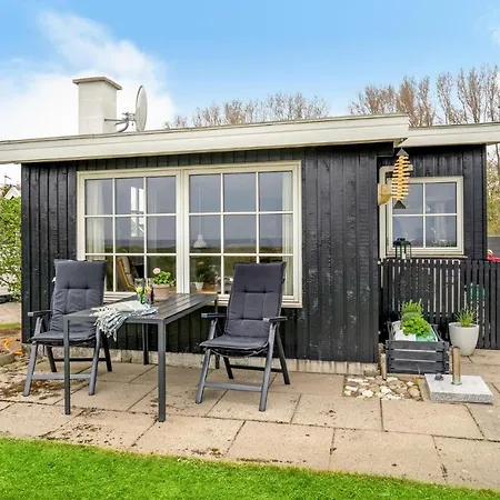 Semesterbostad 1 Bedroom Lovely In Brenderup Fyn